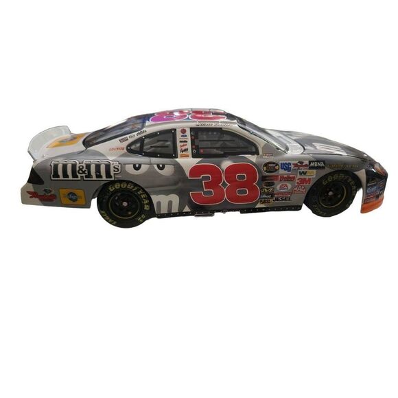 Action Elliot Sadler #38 M&M's 2004 Daytona special raced version ARC PN 106715 - Picture 1 of 14